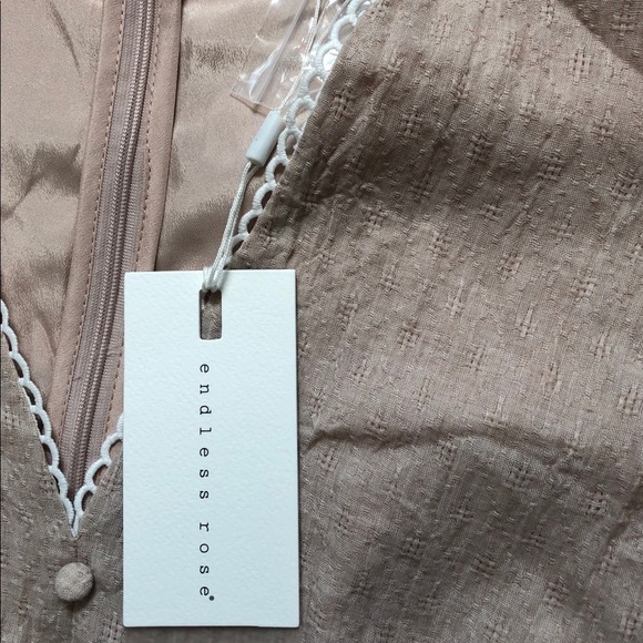 Endless Rose Linen and Lace Rose Maxi - Picture 6 of 7